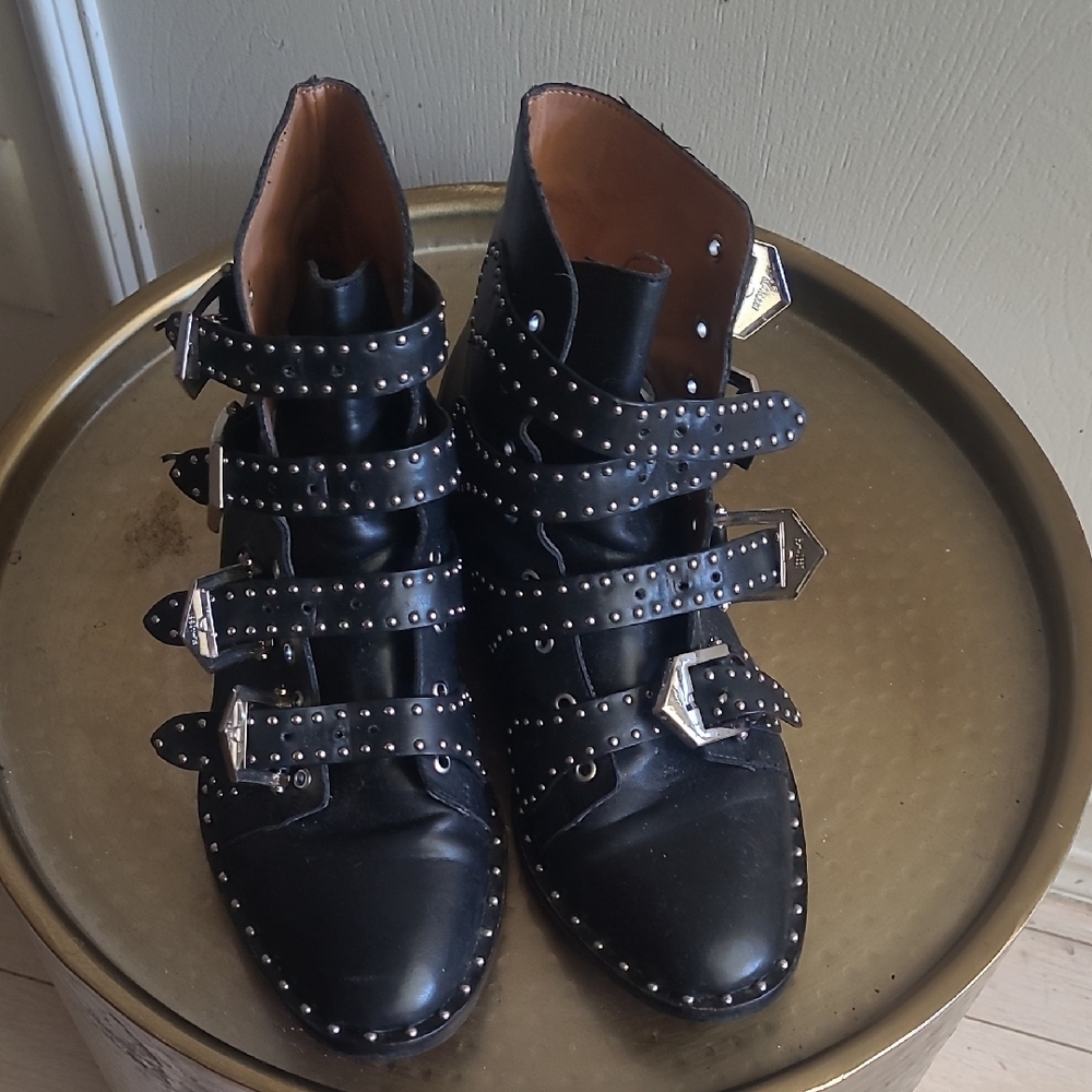 Studded Black Leather Boots - Size Unknown (See Measurements)